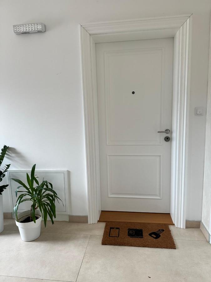 Five Apartments Indija Bagian luar foto