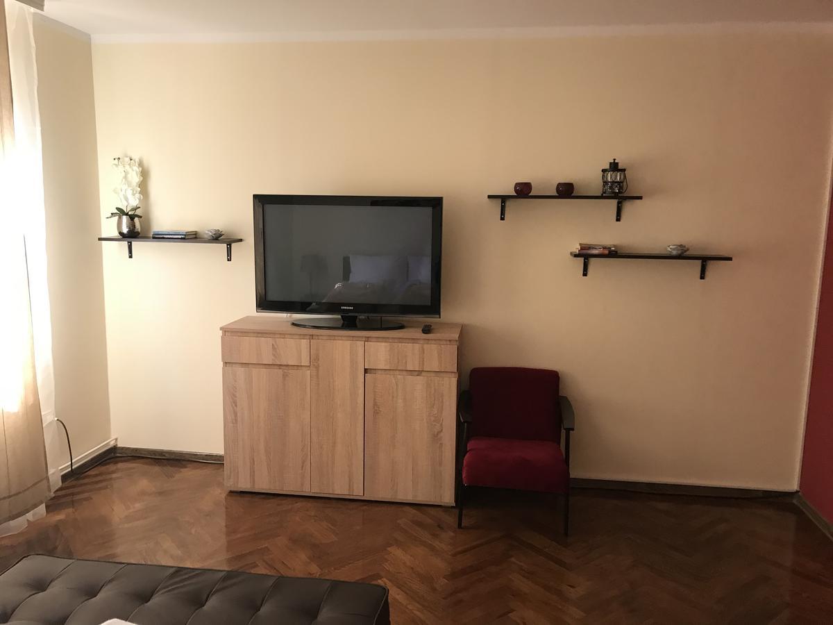Five Apartments Indija Bagian luar foto